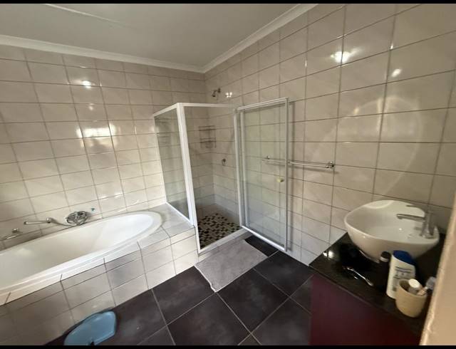 3 BEDROOM HOUSE FOR SALE IN VANDERBIJLPARK SE 8